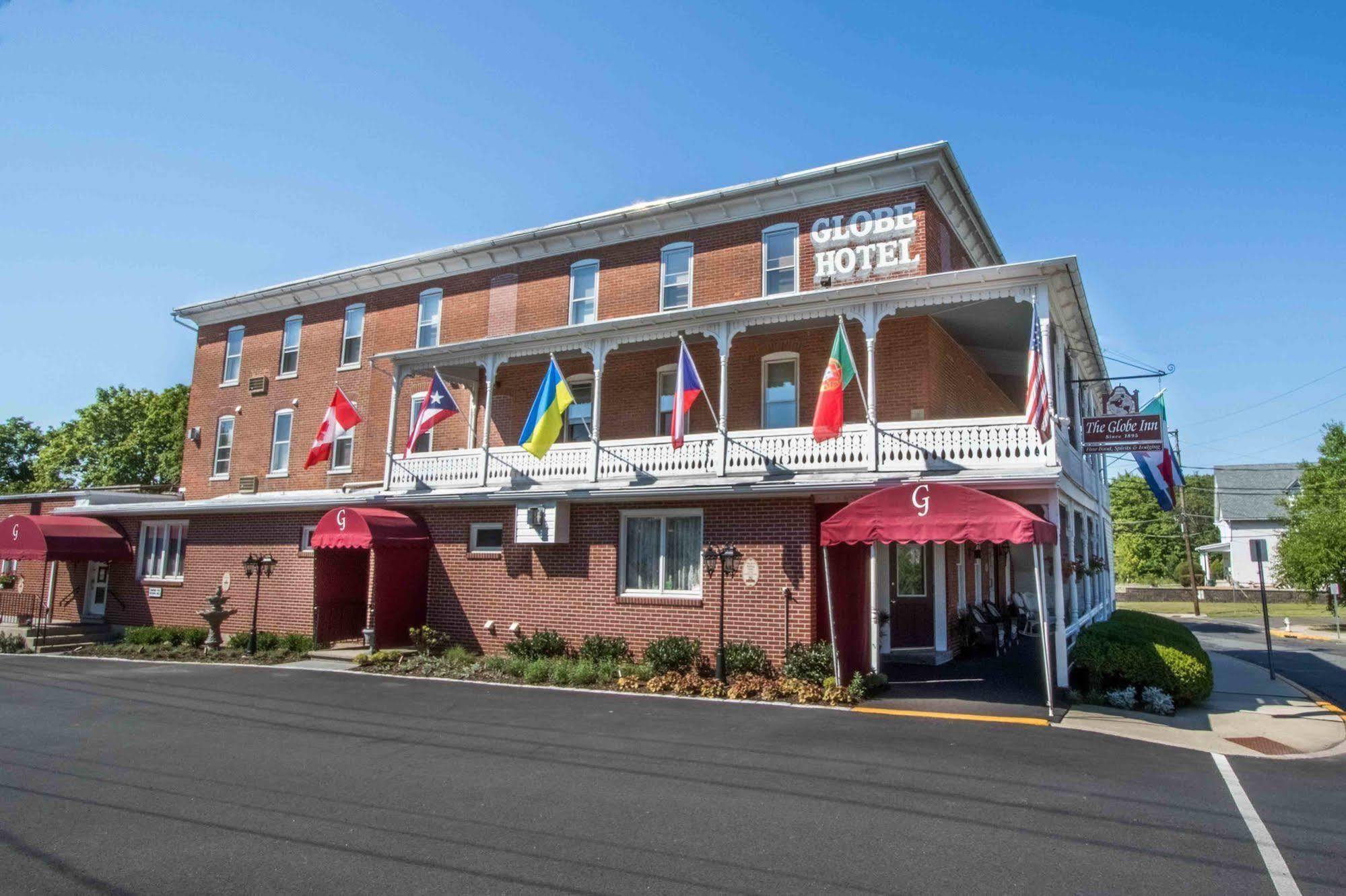 The Globe Inn East Greenville Extérieur photo